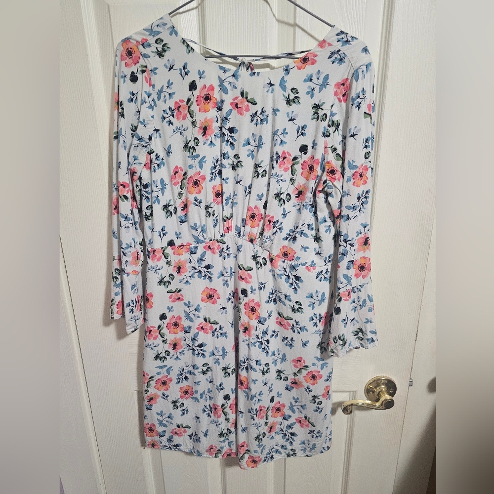 Long sleeved light spring dress